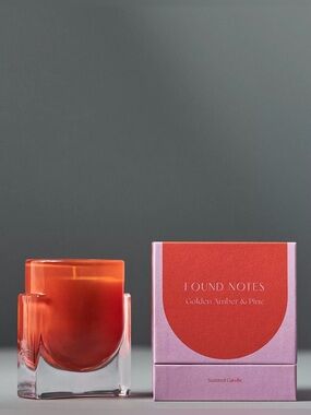 Anthropologie Found Notes Golden Amber &
Pine Boxed Candle